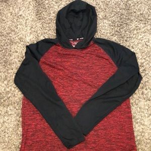 Men’s longsleeve dry tech hooded long sleeve shirt